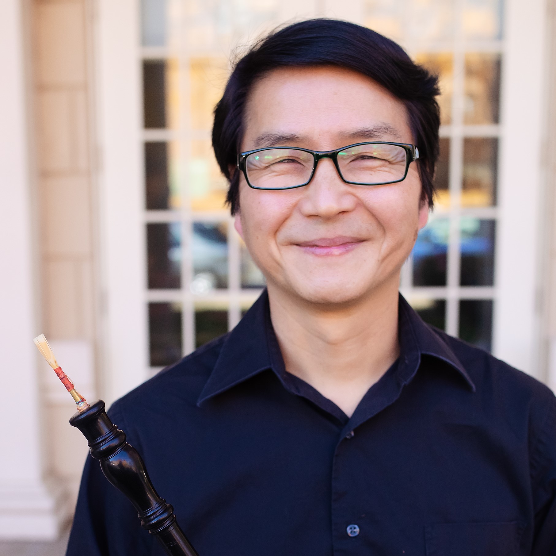 Sung Lee Headshot